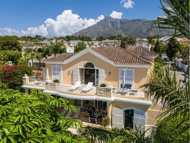Villa Lujo 5 Dormitorios Milla de Oro Marbella