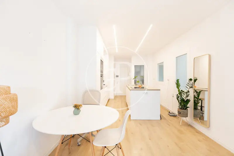 Piso Reformado en Nova Esquerra Eixample 66m2 2 Dormitorios