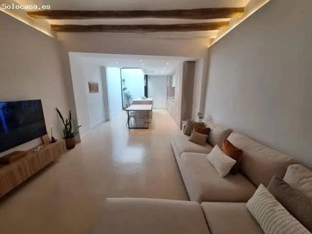 Casa Adosada Reformada Sabadell Centro 4 Habitaciones Garaje Terrazas