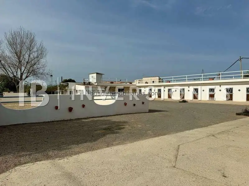 Finca Rustica con Instalaciones Ecuestres y Zona de Hosteleria en Palma de Mallorca
