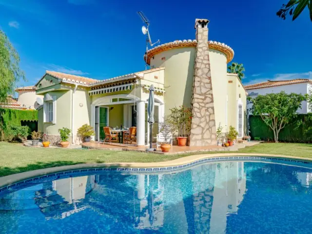 Casa Villa 2 Dormitorios Alquiler Denia