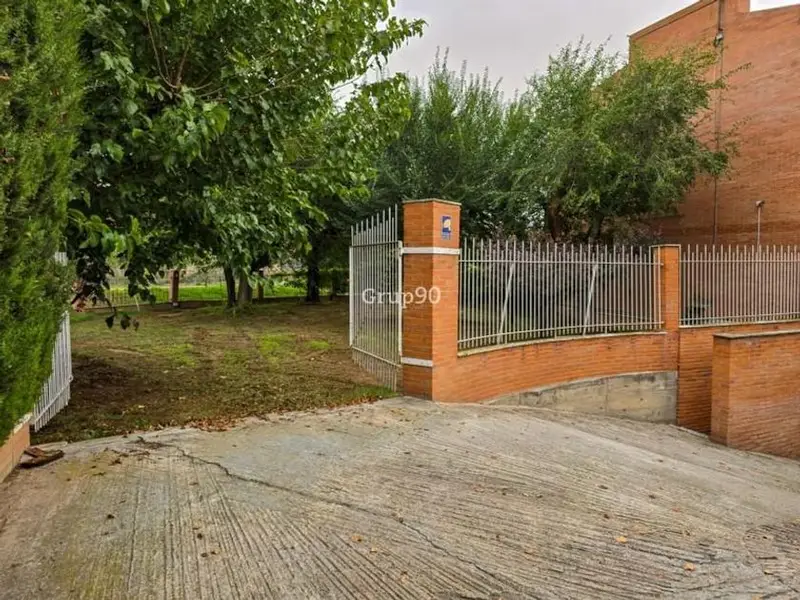 venta Terreno en Lleida, Lleida Provincia (YMQ-25-5-06773)- Globaliza