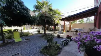 Casa Reformada en Almazcara con Jardin 370m2