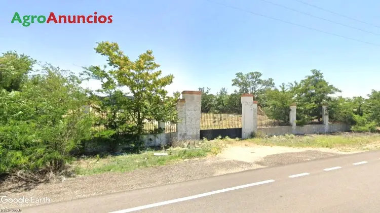 Venta  de Finca con naves agrícolas en Ciudad Real