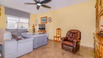 Casa en Venta Vega de Granada 3 Dormitorios Patio Chimenea