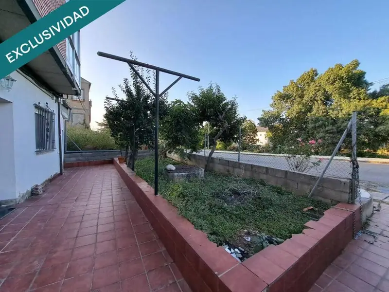 Casa con tres apartamentos en Ponferrada