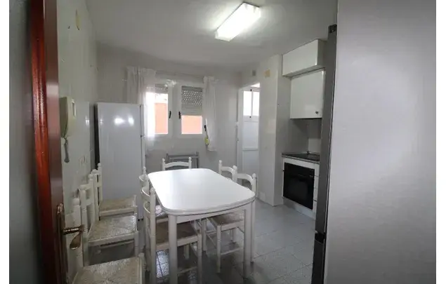 Alquiler piso 4 dormitorios 105m2 Murcia estudiantes
