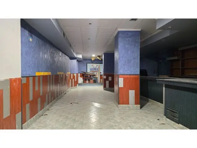 Local Comercial en Venta en Albacete Gran Oportunidad 1075m2