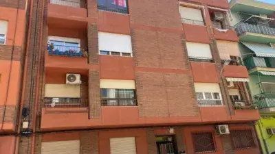 Piso en venta en Almansa 99m2 3 habitaciones terraza