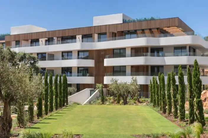 Villa 3 Dormitorios Sotogrande Lujo