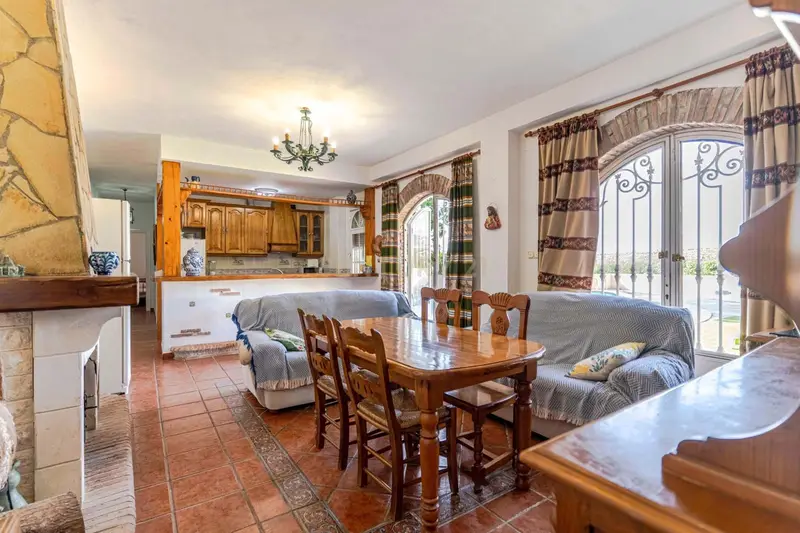Casa Rural en Dilar Granada con Piscina y Jardin