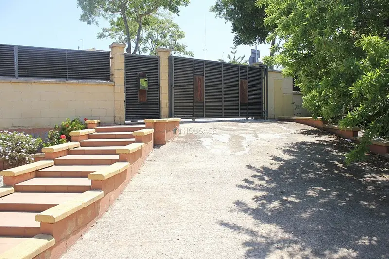 Villa en venta en Fondo Somella Vilanova i la Geltru