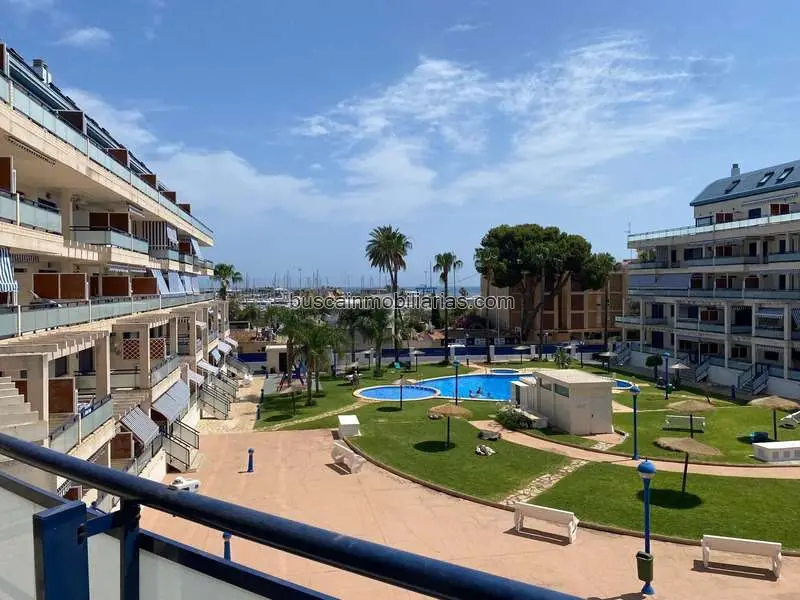 Apartamento en venta en Denia con piscina, gimnasio y garaje