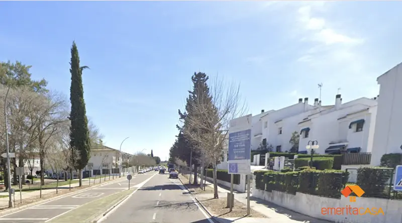Venta Chalet de 4 habitaciones en Oeste, Mérida - Ref: 1349-1349-¡Adosadoenventa!