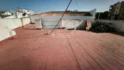 Casa Pareada en Venta San Juan del Puerto 6 Habitaciones