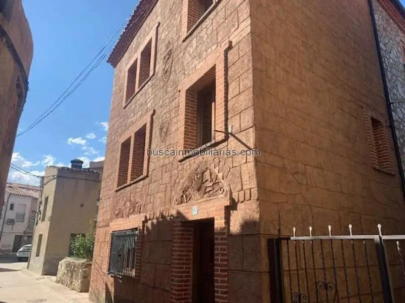 Villa en Venta Navaluenga 2 Dormitorios 2 Baños Cerca Centro