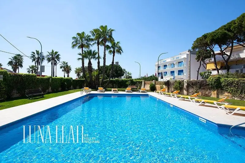 Apartamento en Castelldefels Playa Planta Baja Reformada Cerca del Mar
