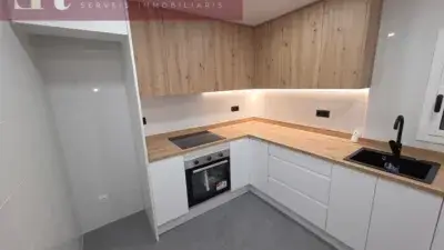 Piso Reformado en Barbera del Valles Cerca del Parc Europa