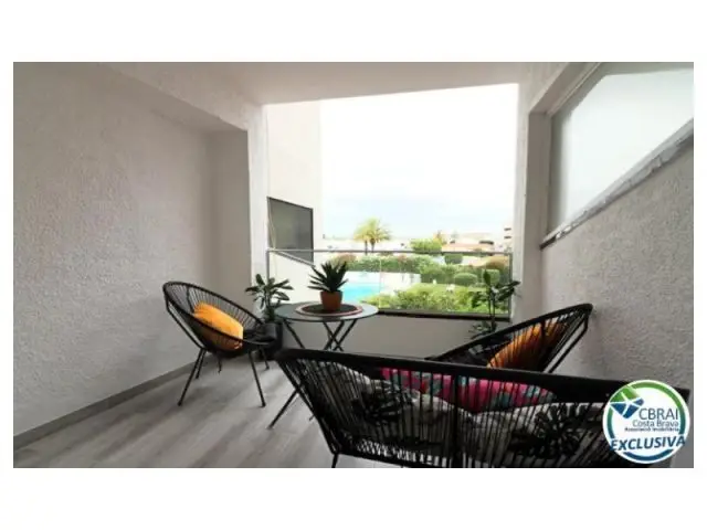 Apartamento Moderno Renovado Empuriabrava Vistas Canal