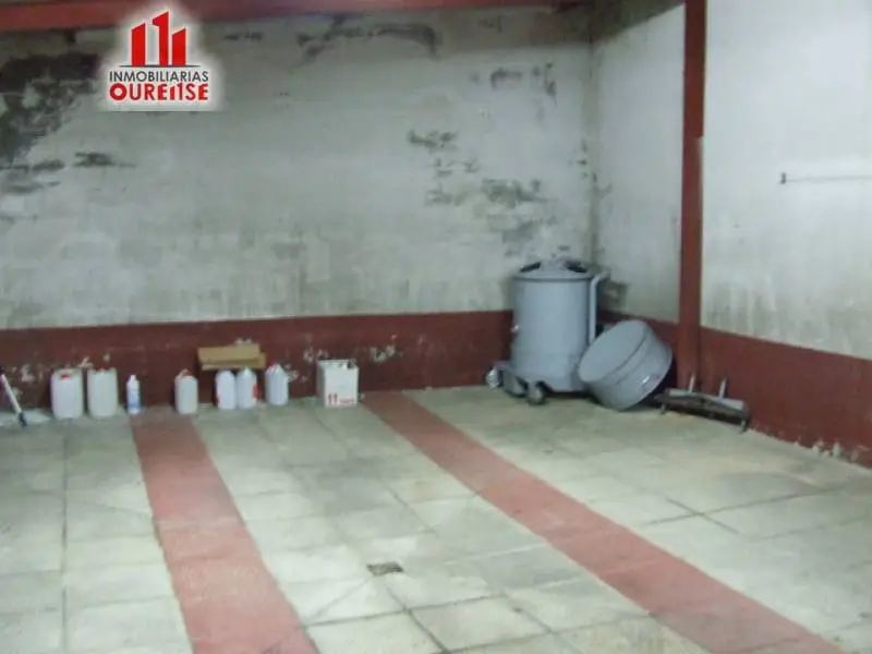Venta Local Comercial Valenza Ourense 190m2