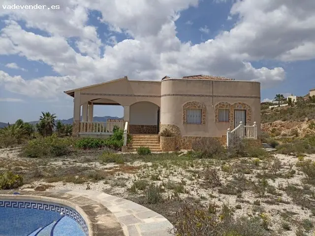 Chalet Independiente en Novelda Horna Alta