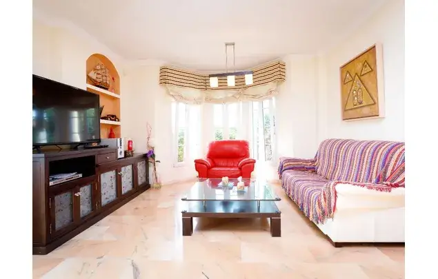 Alquiler Casa 5 Dormitorios Velez-Malaga Cerca Playa