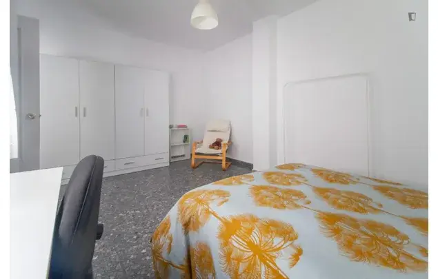 Alquiler Apartamento 5 Dormitorios Granada 3 24 Meses
