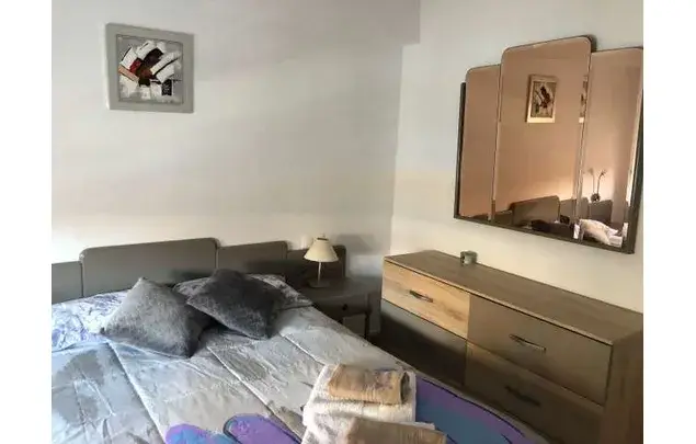 Alquiler habitaciones Alicante piso amueblado 4 dormitorios