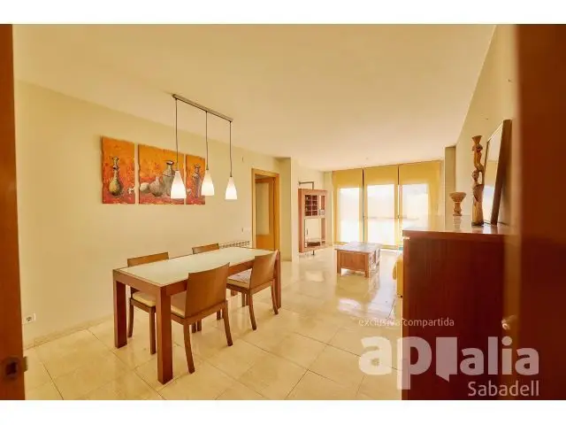 Pis Sentmenat 3 Dormitorios Piscina Zona Comunitaria