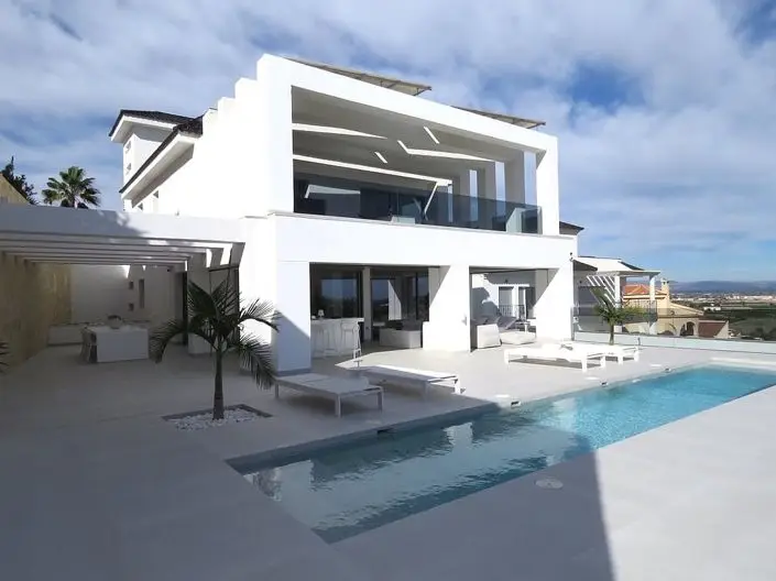 Villa de Lujo 4 Dormitorios Ciudad Quesada