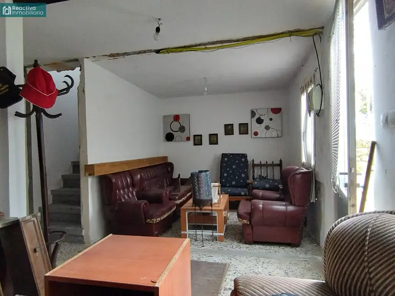 Casa con Jardin en Brion para Rehabilitar