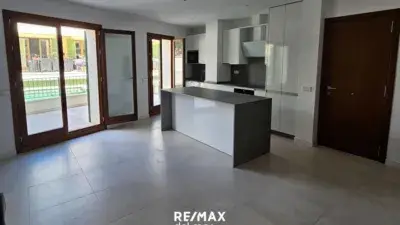 Planta Baja en Valldemossa con Piscina y Parking