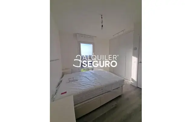 Alquiler Piso Sondika 3 Dormitorios 95m2