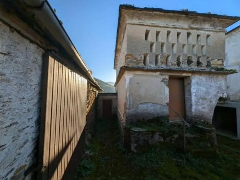 venta Chalet en Vegadeo, Asturias (55910455413.106500)- Globaliza