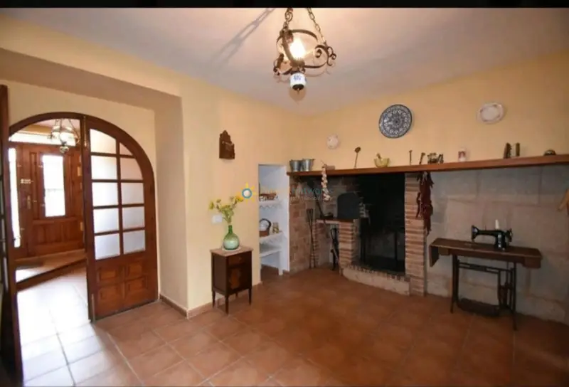 Casa en Agres con Piscina y Terraza Ideal Familias