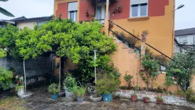 Casa en venta en Calle Lomba