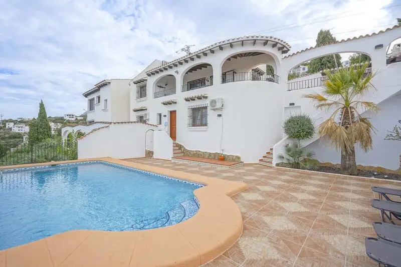 Villa en Monte Pego con Vistas Impresionantes