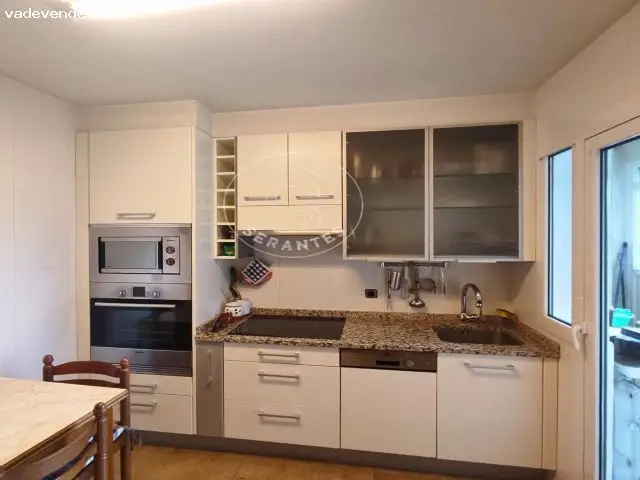 Amplio piso en alquiler San Juan Pamplona