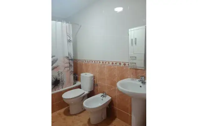 Alquiler Apartamento 2 Dormitorios 82m² Entrambasaguas