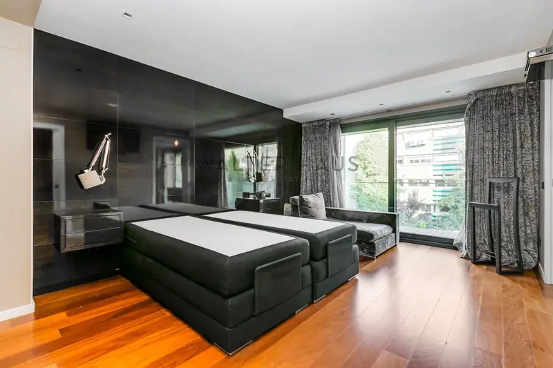 Chalet de Lujo en Madrid 8 habitaciones 8 baños