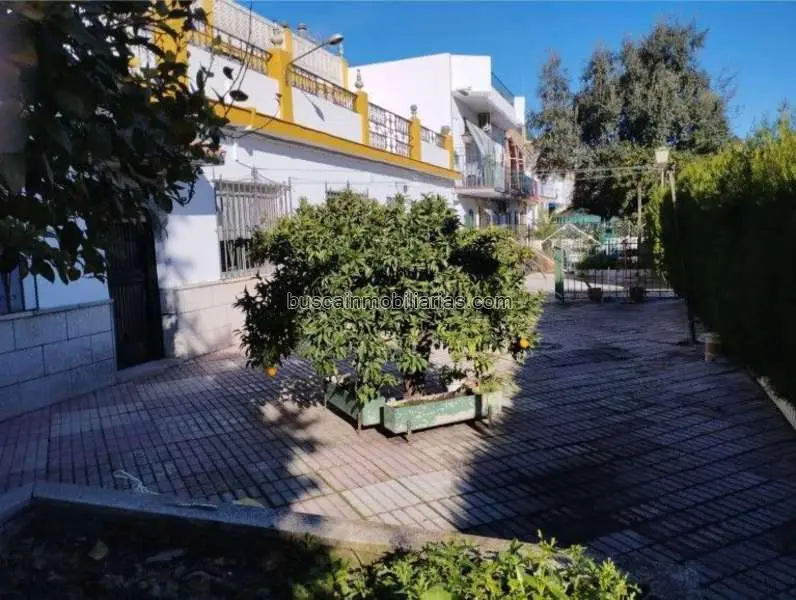 Casa de Pueblo en Alcalá del Río 300m2 7 habitaciones