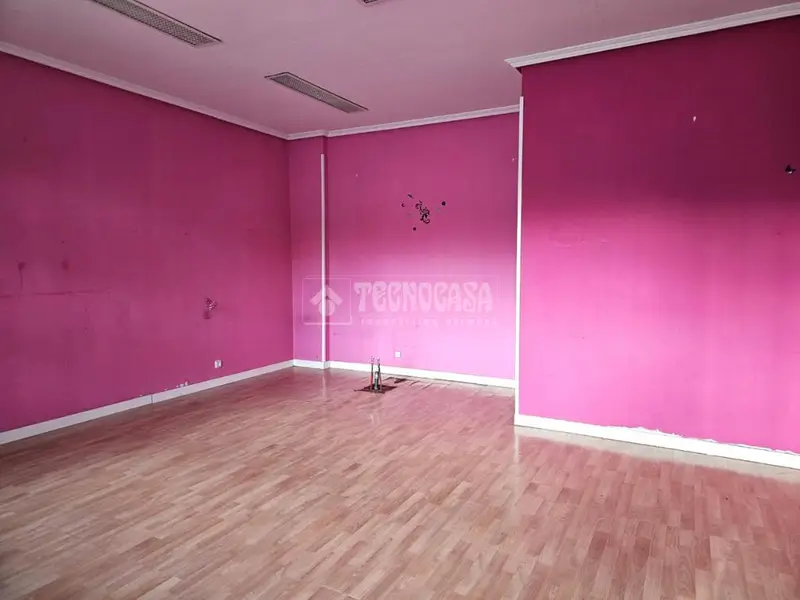 Local comercial en venta en Centro - Ondarreta - Torres Bellas