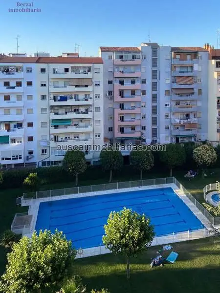 Piso en Venta Logroño: Coqueto y Acogedor con Garaje y Piscina