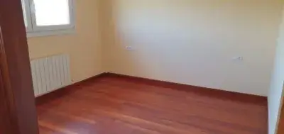 Casa adosada en venta en Calle La Rosa, Número 5