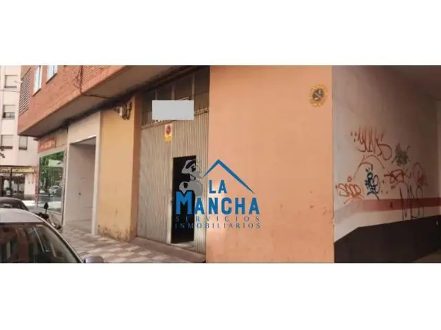 Local Comercial 150m2 Barrio del Pilar Oportunidad