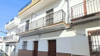 Casa unifamiliar en venta 4 dormitorios 184m2