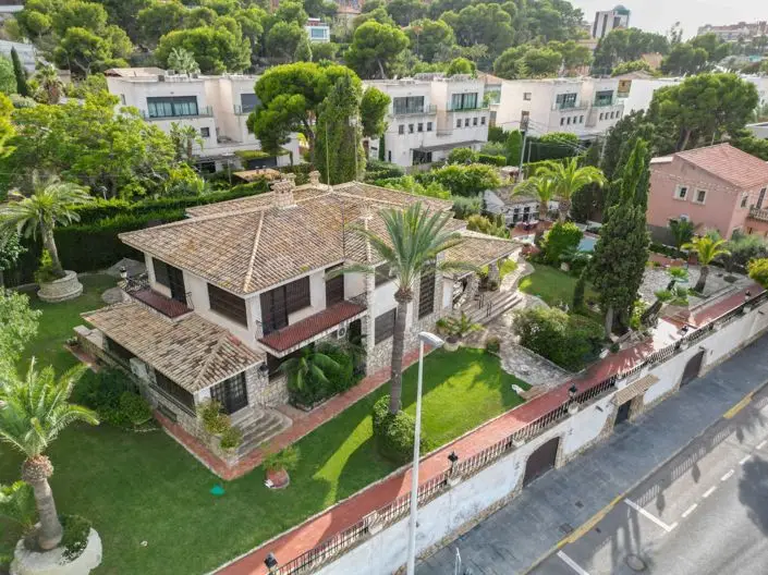 Villa de Lujo 8 Dormitorios Albufereta Alicante