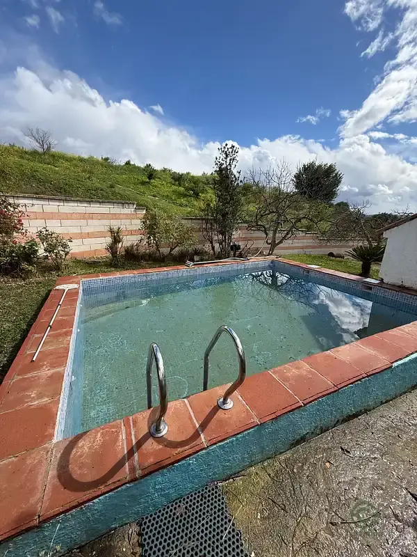 Casa de Campo en Venta 5 Dormitorios Piscina y Olivos