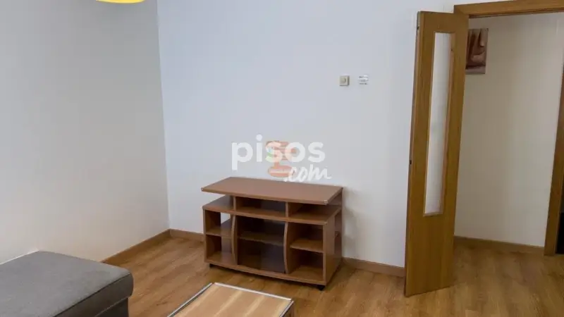 Piso en venta en La Muela con dos terrazas garaje y piscina