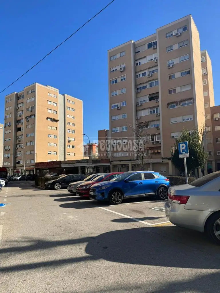 Plaza de Garaje en Venta La Avanzada 14m2